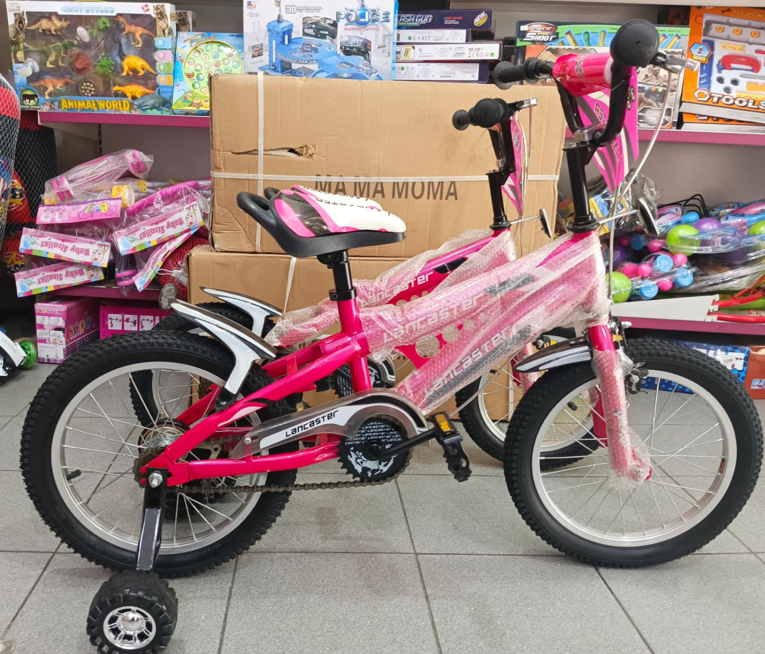 Fashionable bike with support wheels