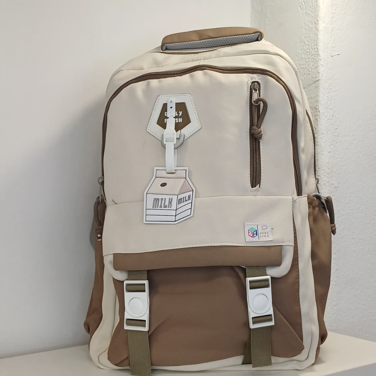 Daily fresh school bag