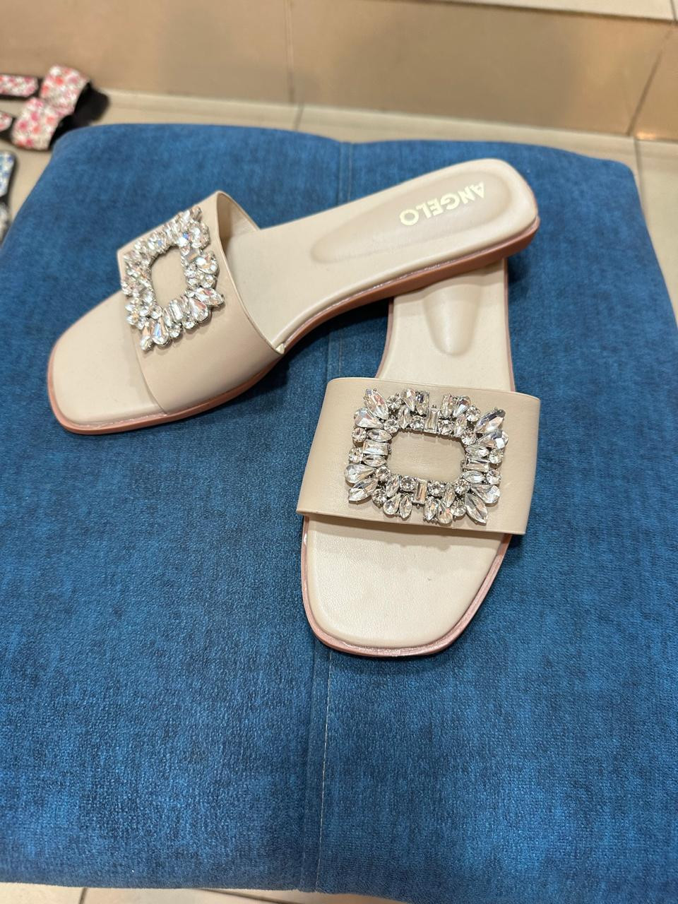 Women's Flat Sandals