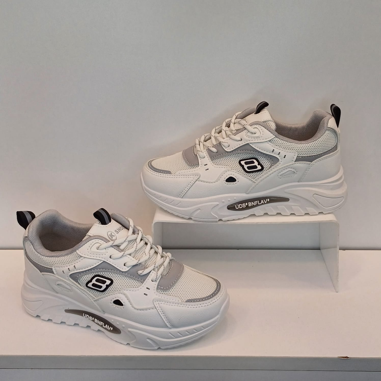 Sporty Skate Shoe For Women