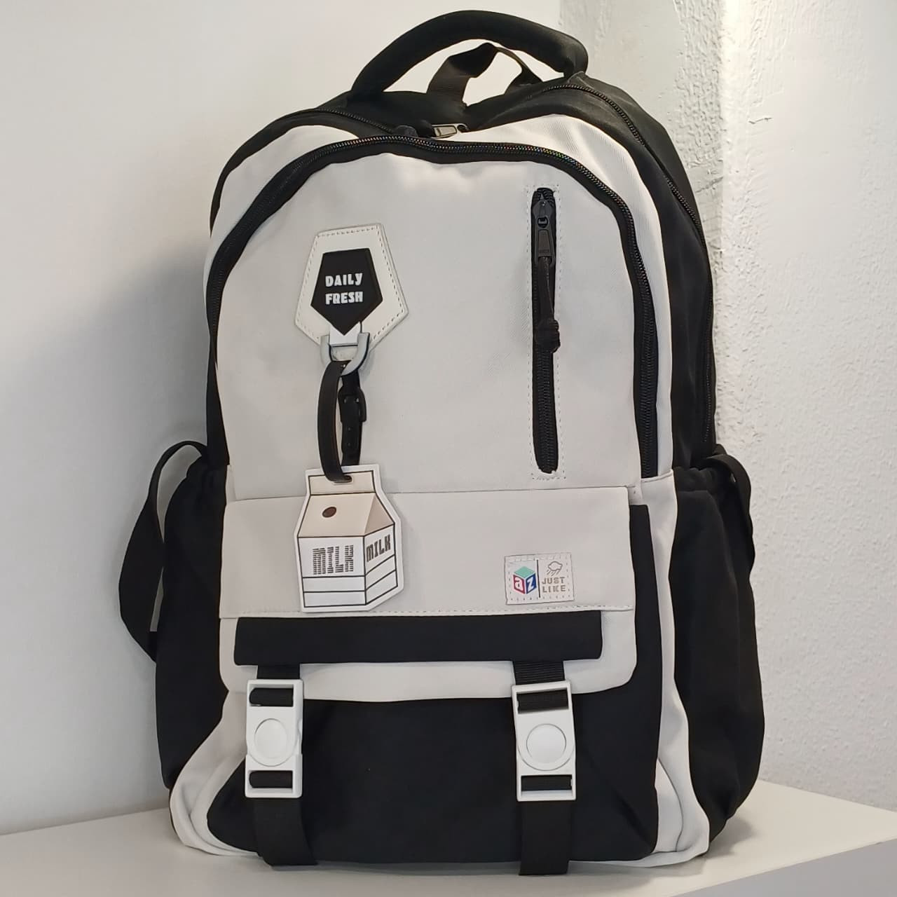 Daily fresh school bag